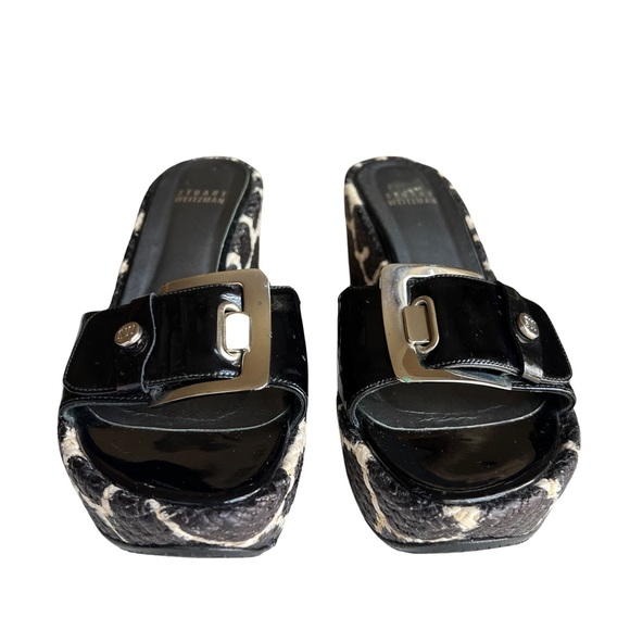Stuart Weitzman | Patent Buckle Giraffe Wedge - Picture 4 of 13